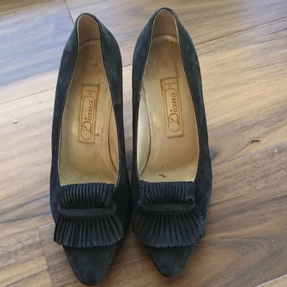 Black heels